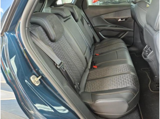 2021 Peugeot 3008 Hybrid 225 Roadtrip