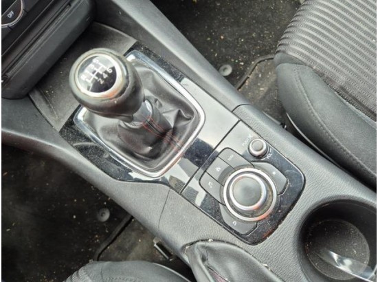 2015 Mazda 3 Lim. Center-Line
