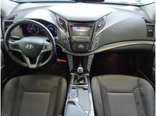 2016 Hyundai i40 cw blue Trend