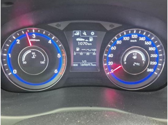 2016 Hyundai i40 cw blue Trend