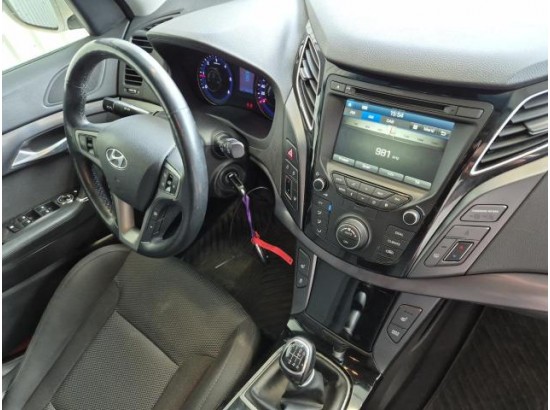 2016 Hyundai i40 cw blue Trend