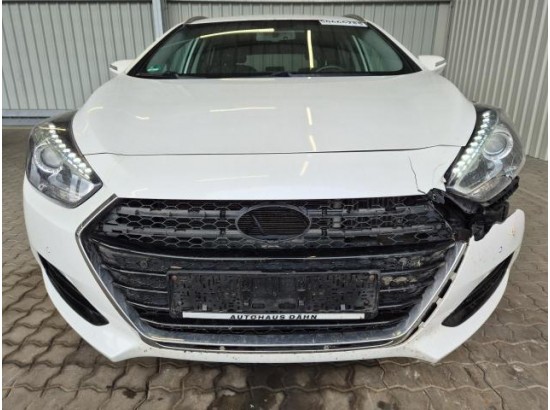 2016 Hyundai i40 cw blue Trend