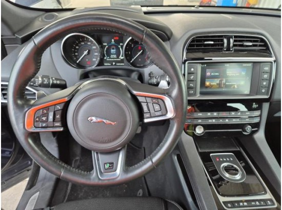 2017 Jaguar F-PACE R-Sport AWD