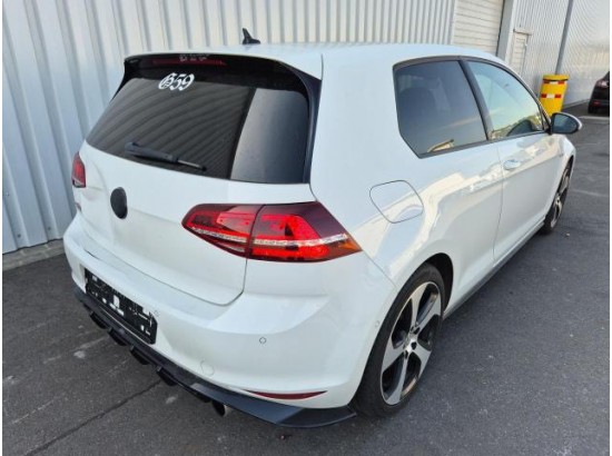 2016 Volkswagen Golf VII Lim. GTI Performance BMT