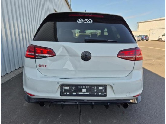 2016 Volkswagen Golf VII Lim. GTI Performance BMT