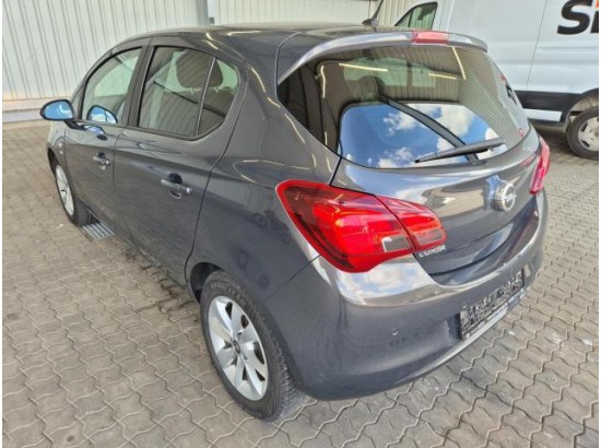 2016 Opel Corsa E drive