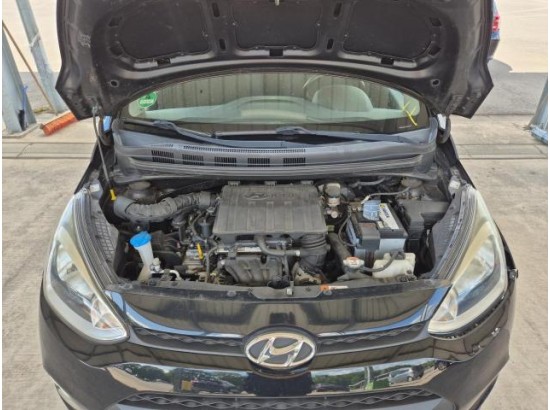 2015 Hyundai i10 YES!
