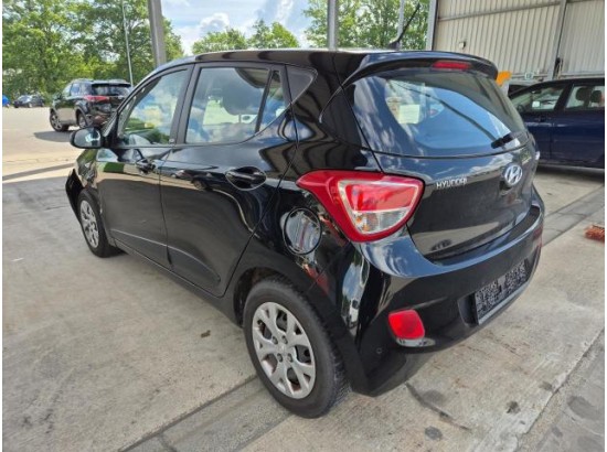 2015 Hyundai i10 YES!