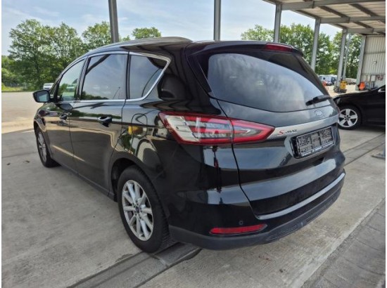2018 Ford S-Max Titanium