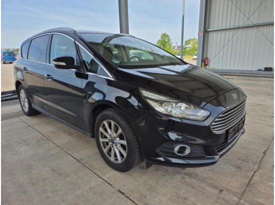 2018 Ford S-Max Titanium