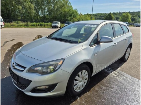 2015 Opel Astra J Sports Tourer Edition