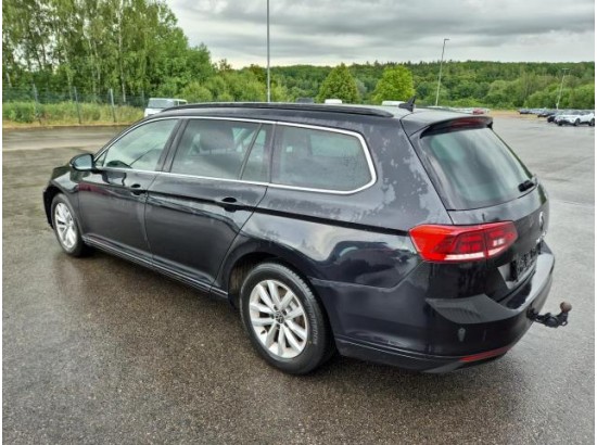 2023 Volkswagen Passat Variant Business