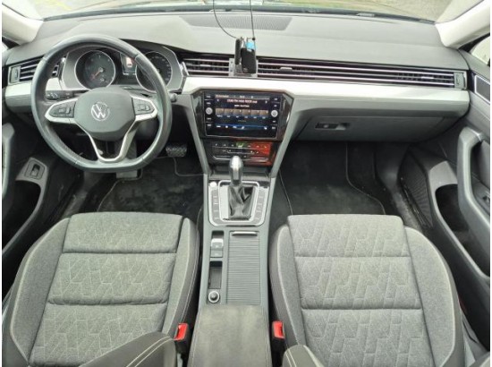 2023 Volkswagen Passat Variant Business
