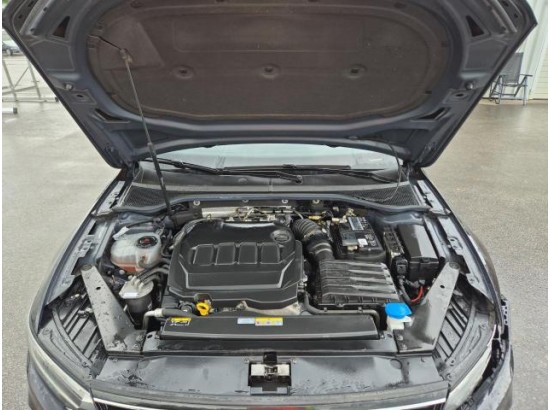 2023 Volkswagen Passat Variant Business