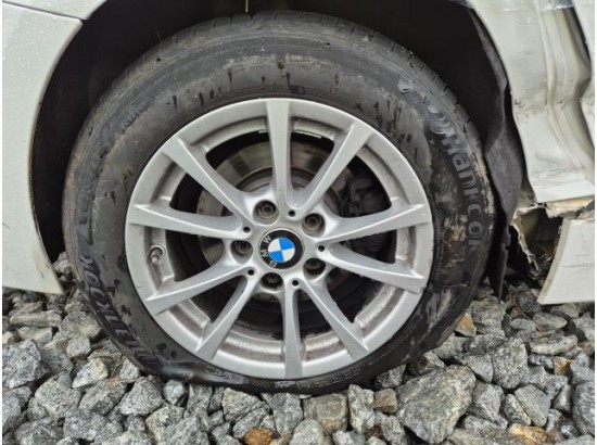 2017 BMW 3er Touring 316d Advantage