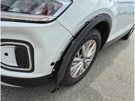 2025 Volkswagen T-Roc Life