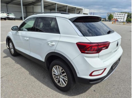 2025 Volkswagen T-Roc Life