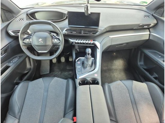 2024 Peugeot 5008 Allure Pack