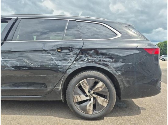 2025 Volkswagen Passat Variant 1.5 eTSI 110 kW Business