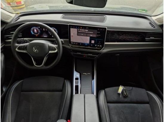 2025 Volkswagen Passat Variant 2.0 TDI 110 kW Elegance
