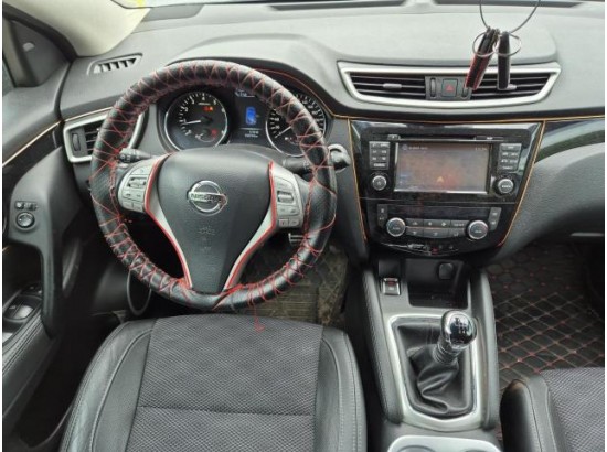 2015 Nissan Qashqai