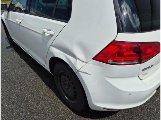 2016 Volkswagen Golf VII Lim. Lounge BMT
