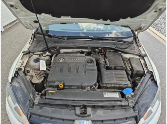 2016 Volkswagen Golf VII Lim. Lounge BMT