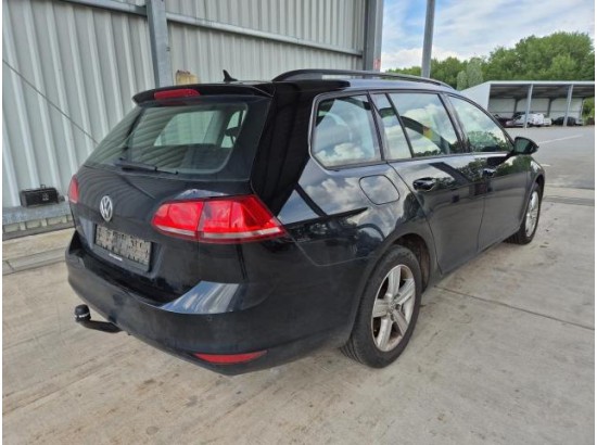 2015 Volkswagen Golf VII Variant Comfortline BMT