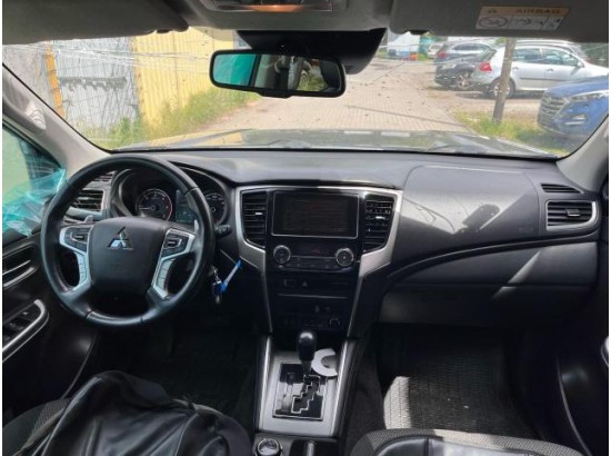 2019 Mitsubishi L 200 Top Doppelkabine 4WD