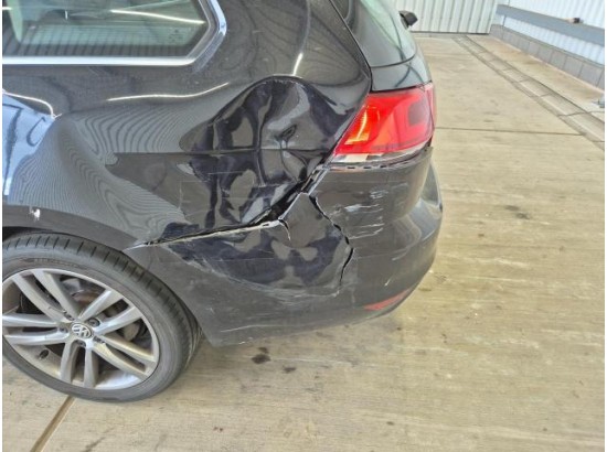 2016 Volkswagen Golf VII Variant Highline BMT