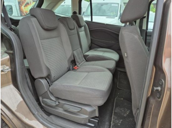 2017 Ford Grand C-Max Titanium