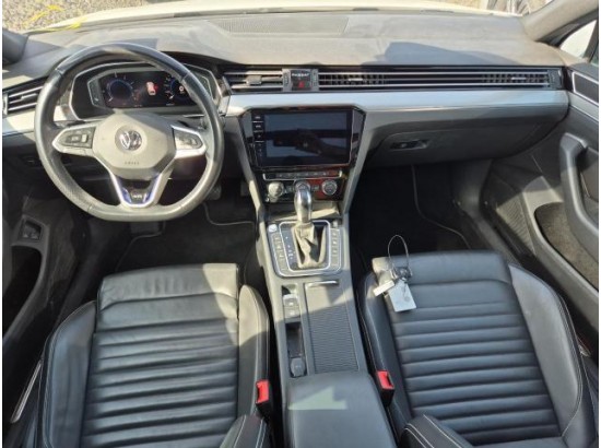 2020 Volkswagen Passat Variant GTE