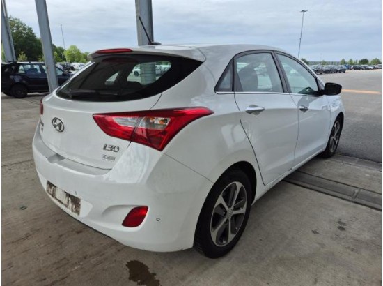 2016 Hyundai i30 YES!
