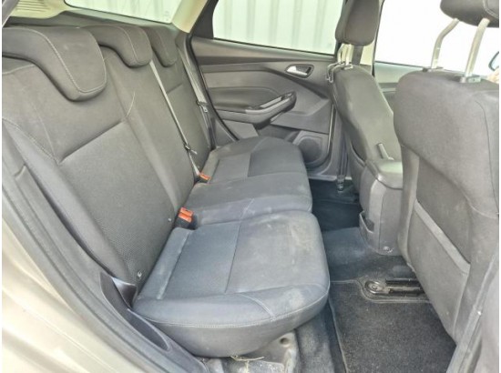 2015 Ford Focus Turnier Business