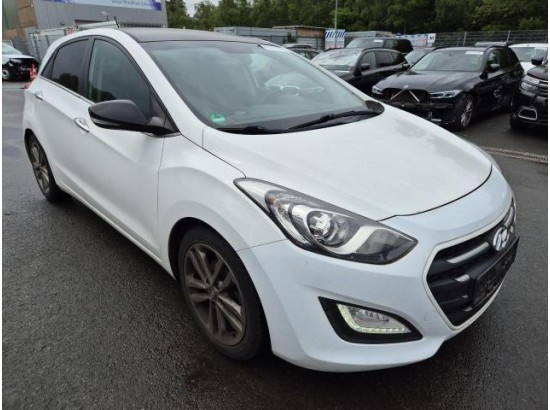 2015 Hyundai i30 YES!