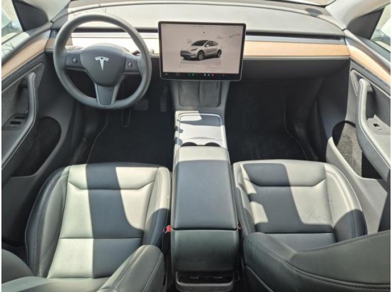 2024 Tesla Model Y Long Range Dual AWD