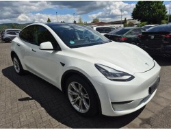 2024 Tesla Model Y Long Range Dual AWD