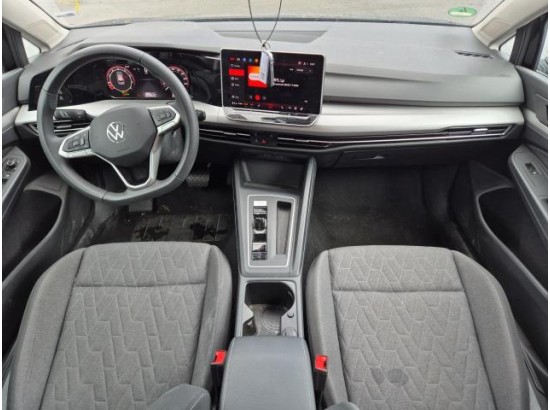 2025 Volkswagen Golf VIII Variant 1.5 eTSI 85 kW Life