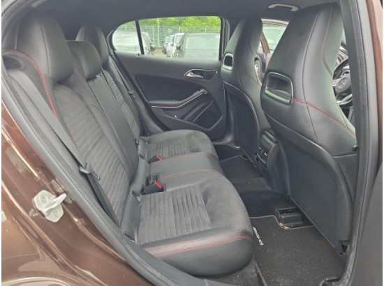 2015 Mercedes-Benz GLA -Klasse GLA 250 4Matic