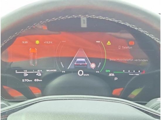 2025 Audi A5 Avant TFSI e-hybrid quattro 220 kW