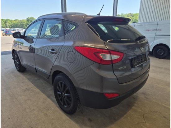 2015 Hyundai ix35 blue Finale 2WD