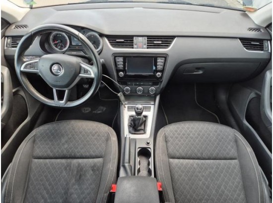 2015 Skoda Octavia Combi Edition