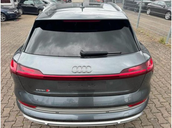 2021 Audi e-tron S quattro