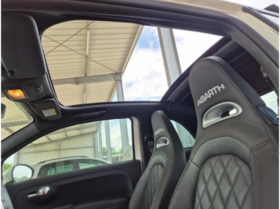 2022 Abarth 500 Cabrio 595