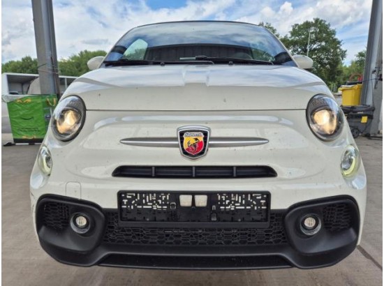 2022 Abarth 500 Cabrio 595
