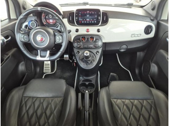 2022 Abarth 500 Cabrio 595
