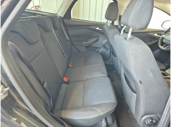 2017 Ford Focus Turnier Business
