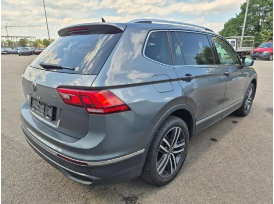 2022 Volkswagen Tiguan Allspace Life