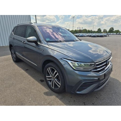 2022 Volkswagen Tiguan Allspace Life