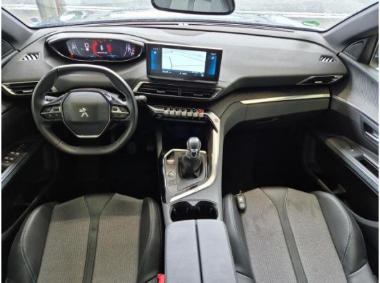 2024 Peugeot 5008 Allure Pack